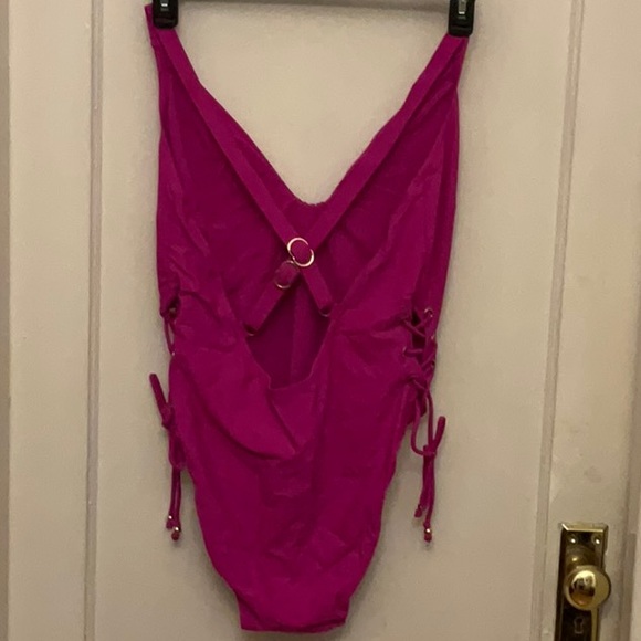 NWT CCX BY CITY CHIC ONE PIECE SWIMSUIT. - Picture 3 of 6